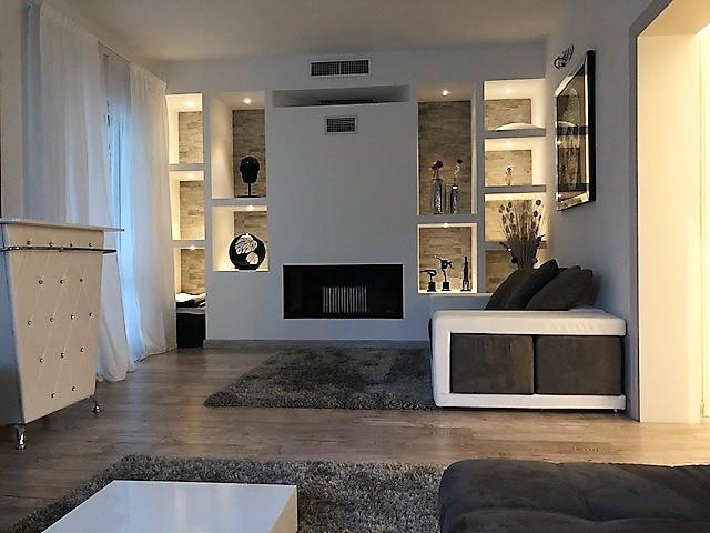 Villa in vendita, Massa ronchi