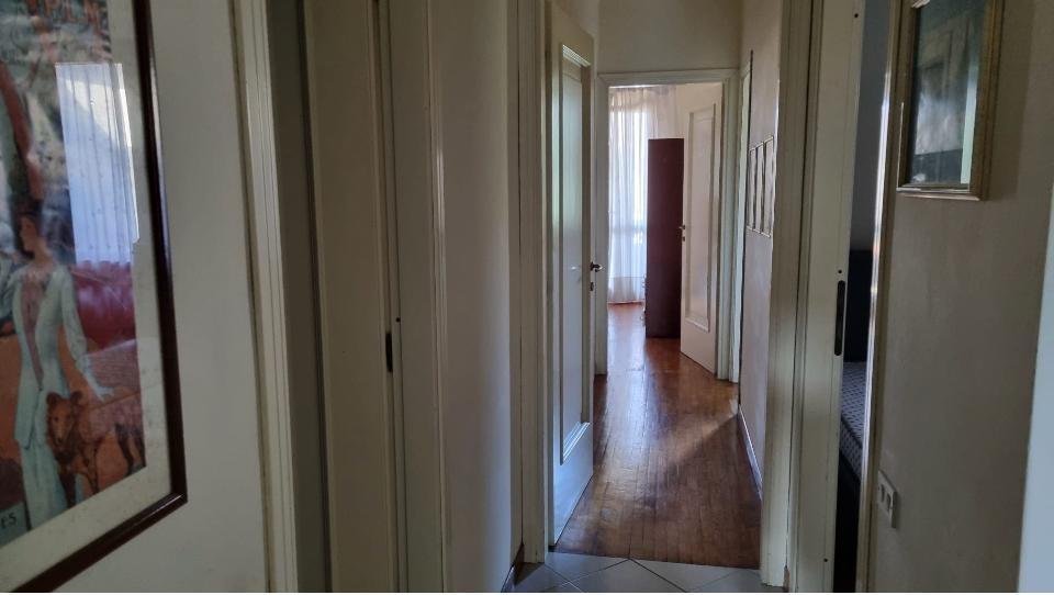 Appartamento arredato in affitto, Massa marina di