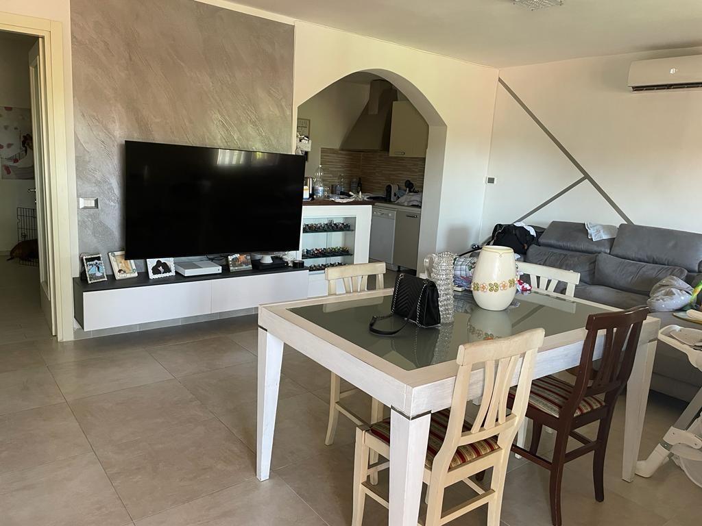 Appartamento ristrutturato, Massa marina di