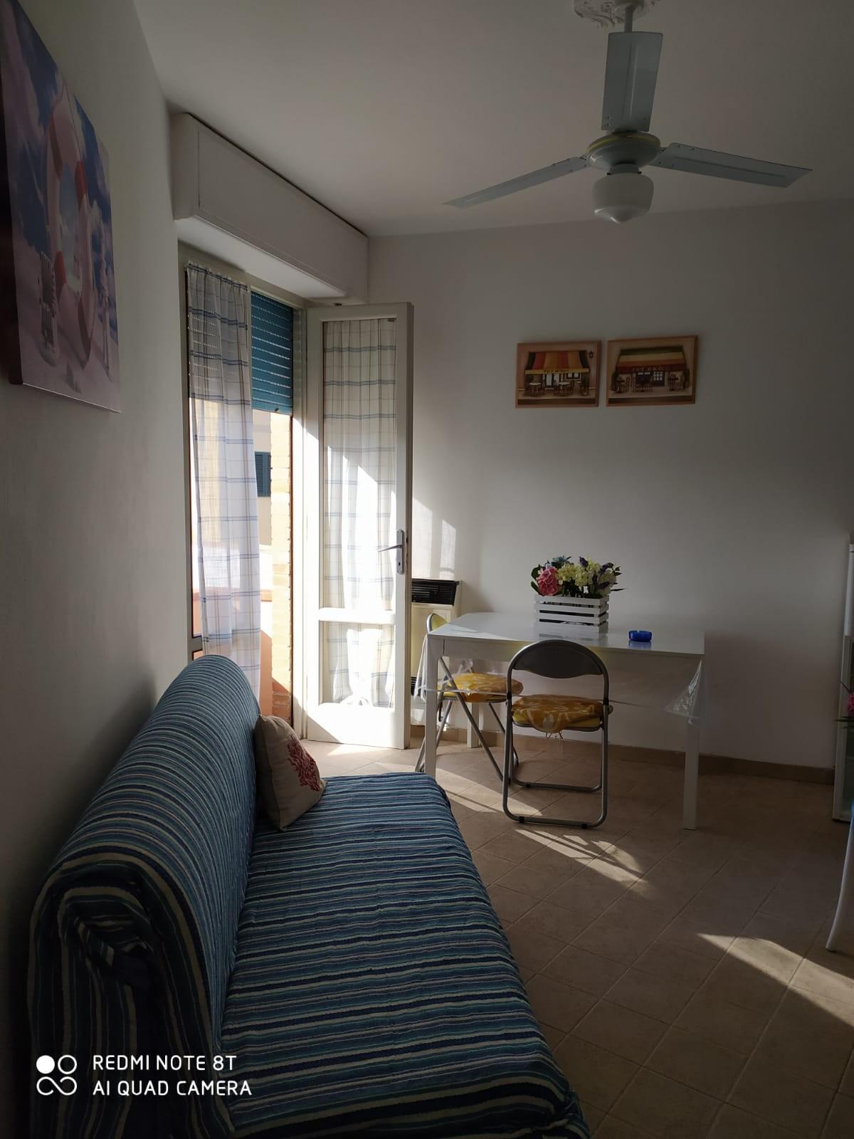 Trilocale in vendita, Camaiore lido di