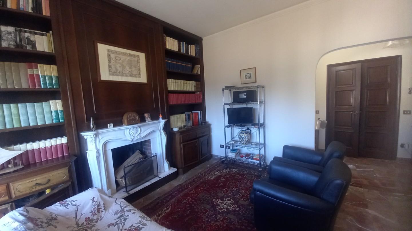 Appartamento in vendita, Camaiore lido di