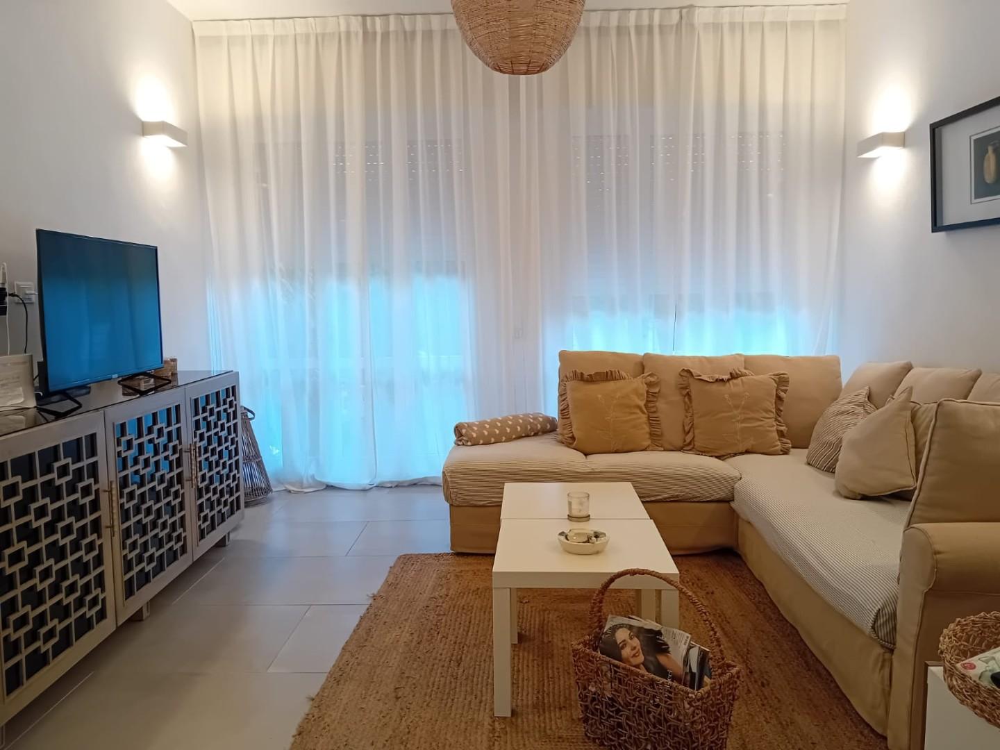 Quadrilocale arredato in affitto, Camaiore lido di