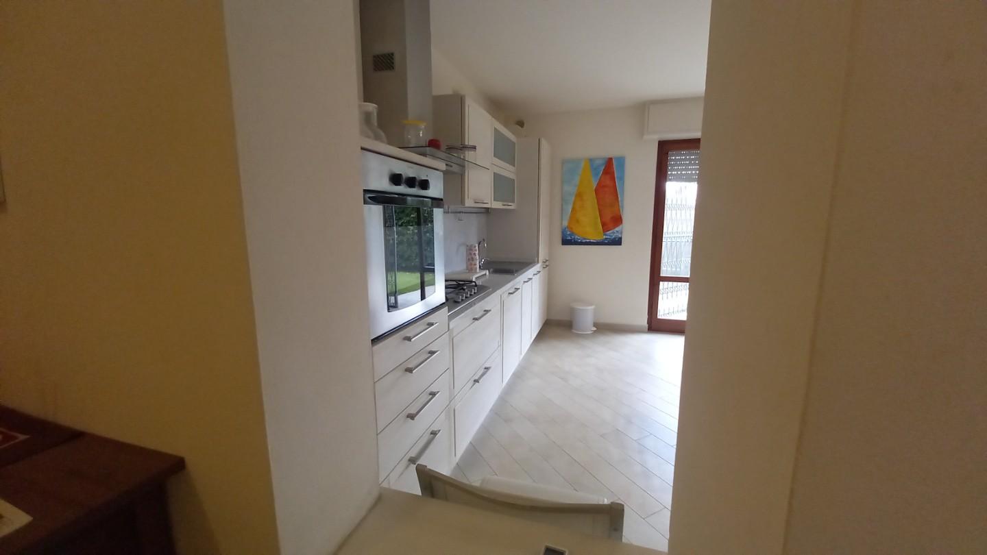 Trilocale con giardino, Camaiore lido di