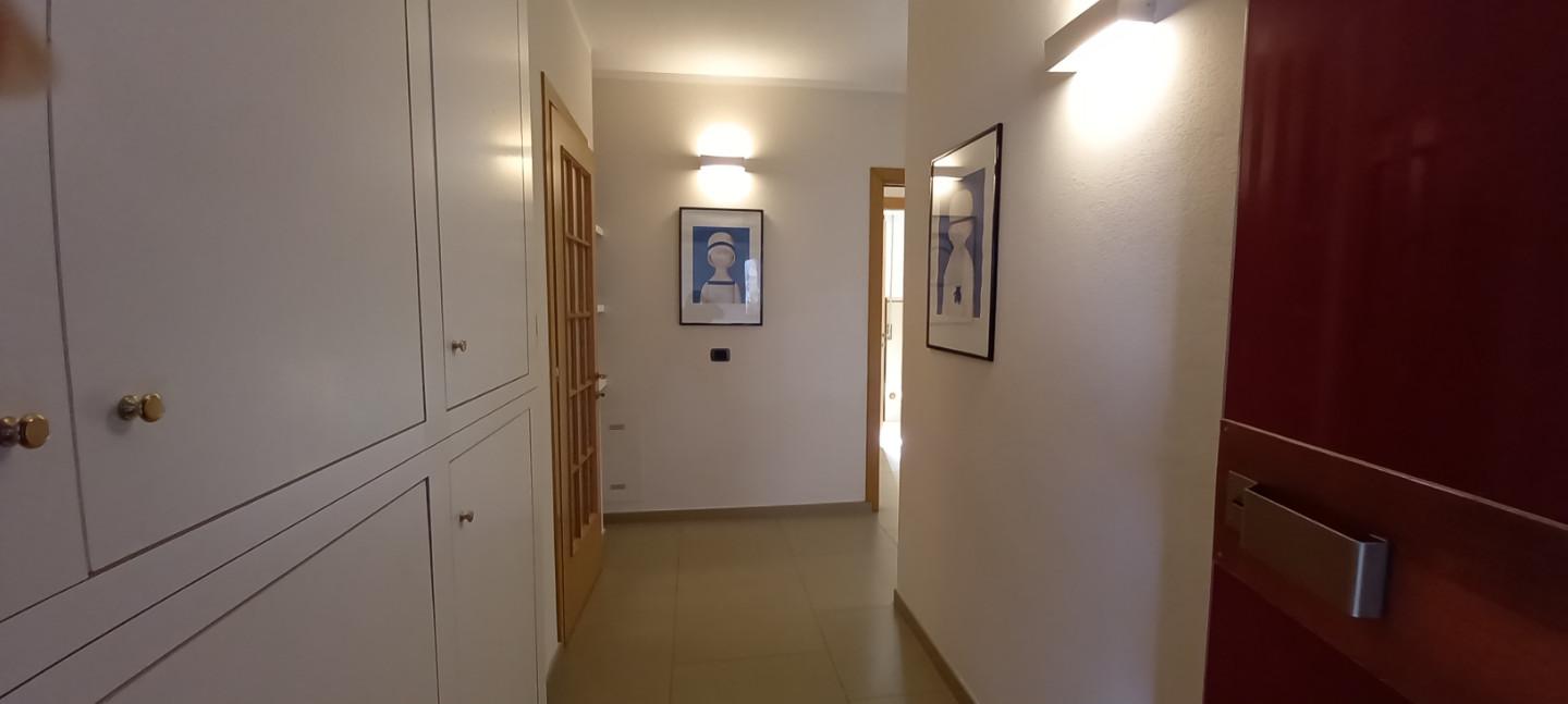 Trilocale arredato in affitto, Viareggio citt� giardino