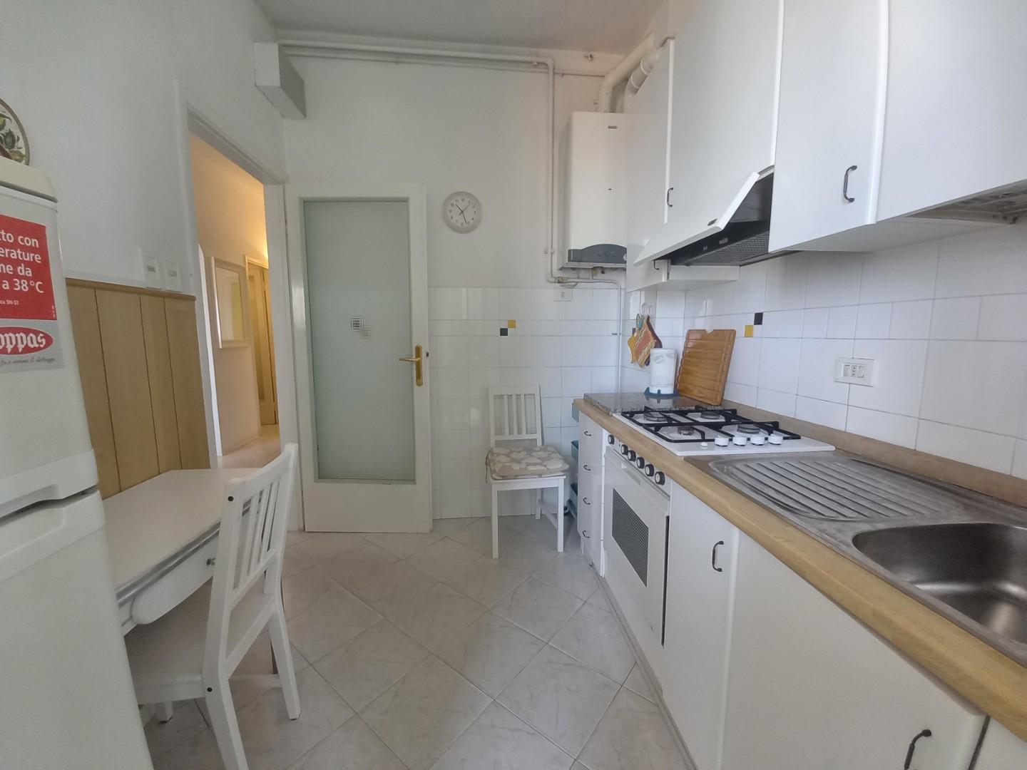 Quadrilocale arredato in affitto, Camaiore lido di