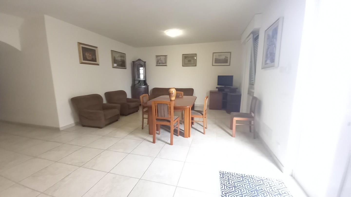 Villa Bifamiliare arredata in affitto a Camaiore