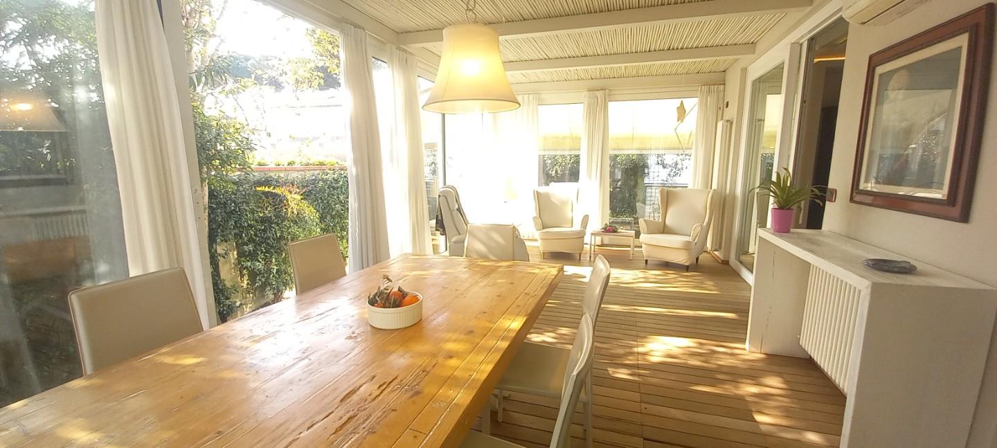 Casa indipendente con giardino, Camaiore lido di
