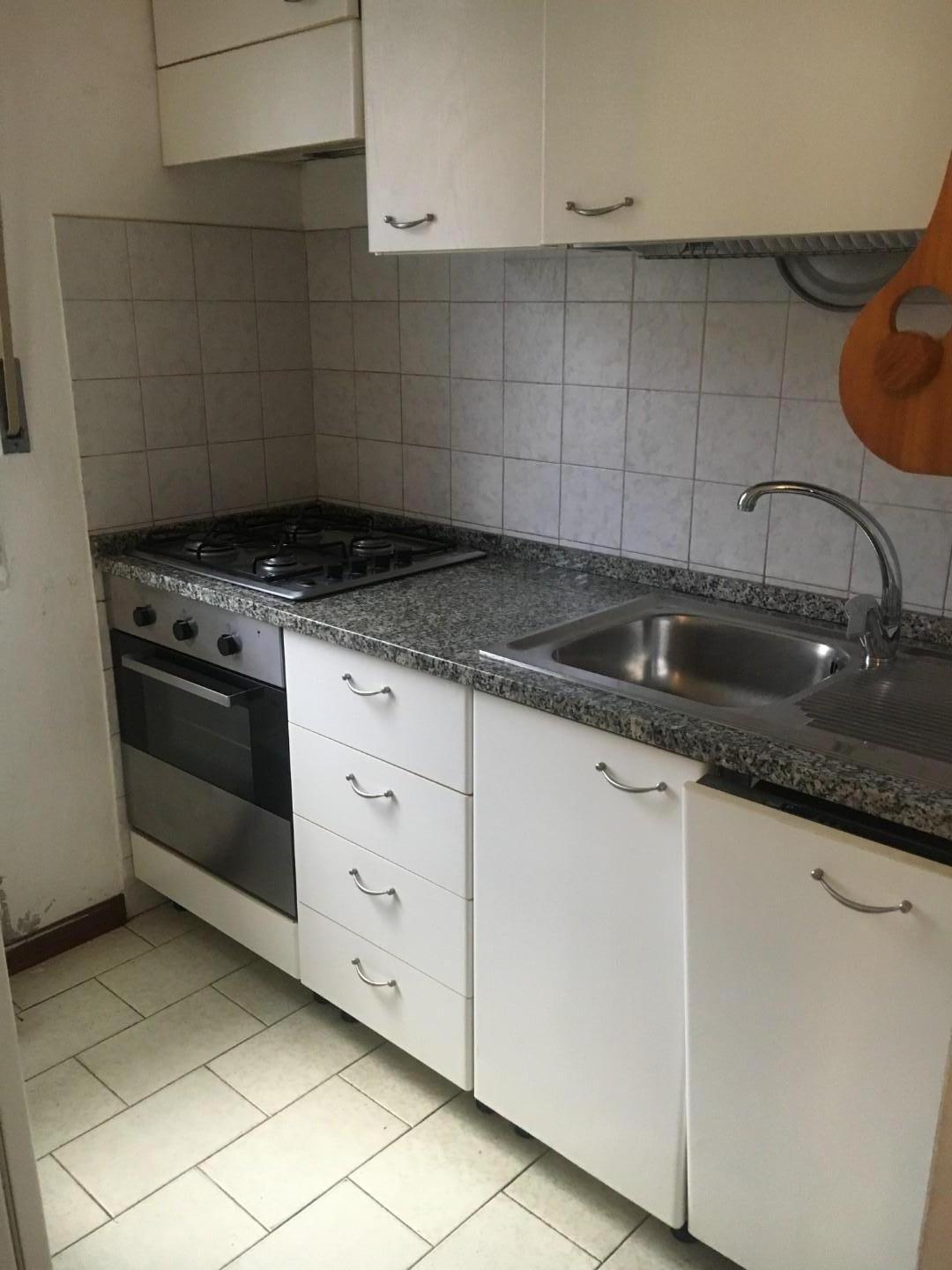 Trilocale arredato in affitto, Camaiore lido di