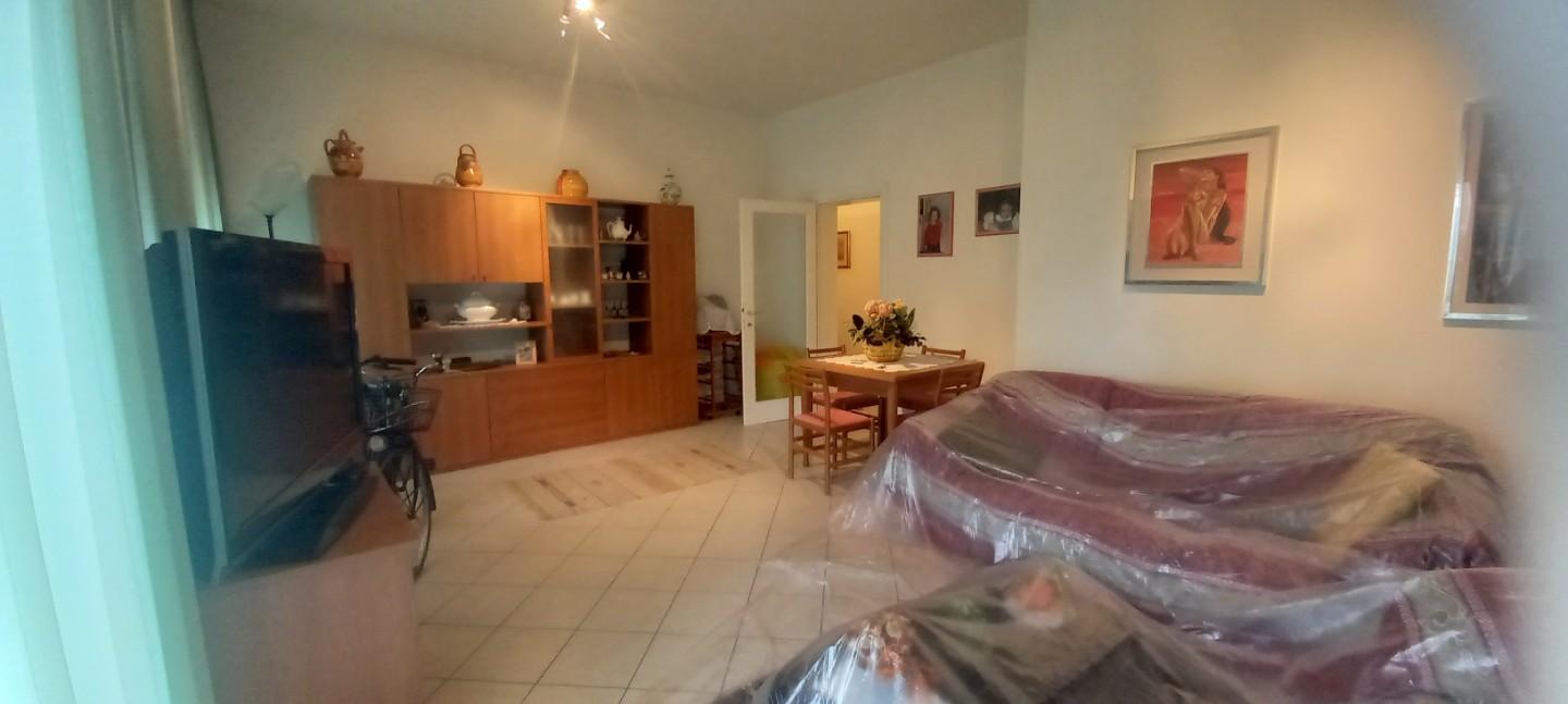 Appartamento in vendita, Camaiore lido di