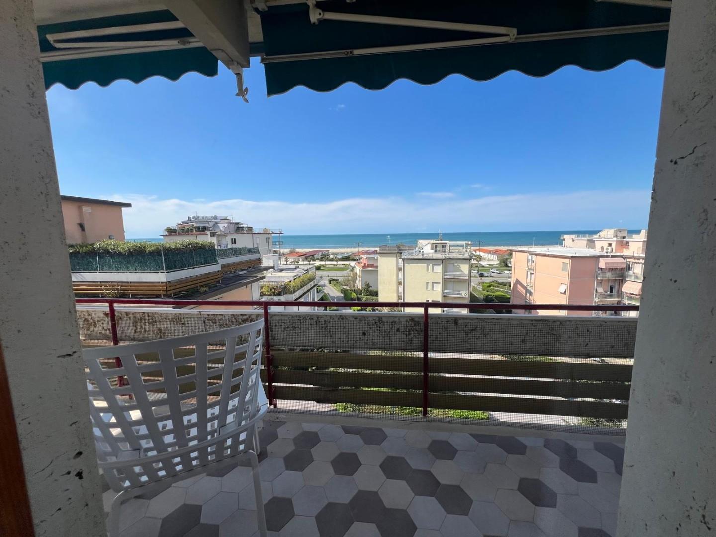 Attico in vendita, Viareggio citt� giardino