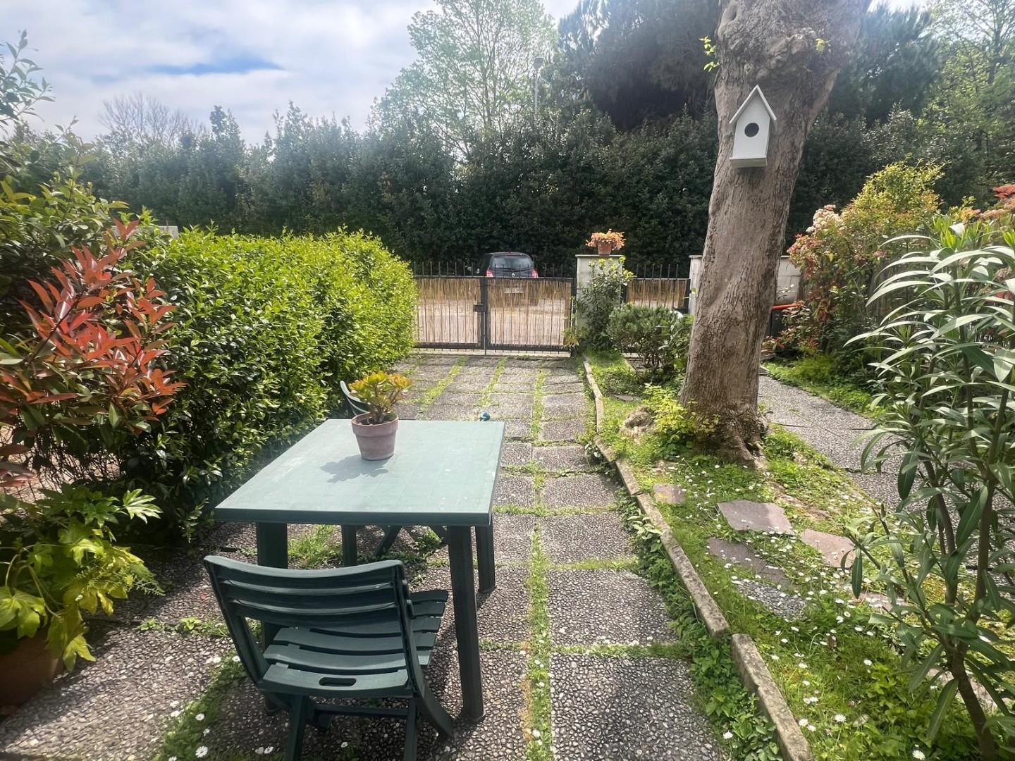 Villa con giardino, Camaiore lido di