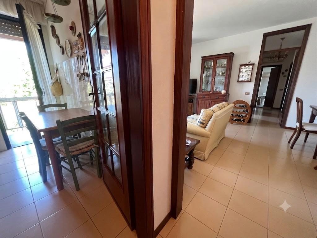 Appartamento in vendita a Viareggio