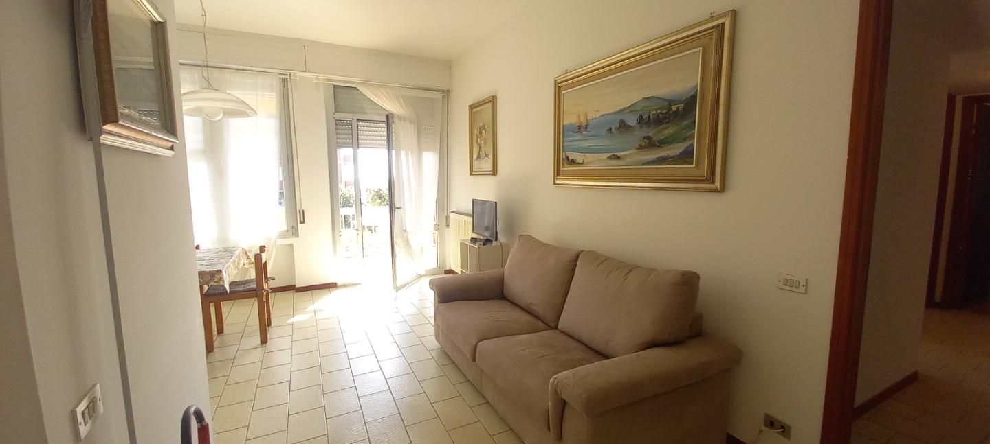 Trilocale in vendita, Camaiore lido di
