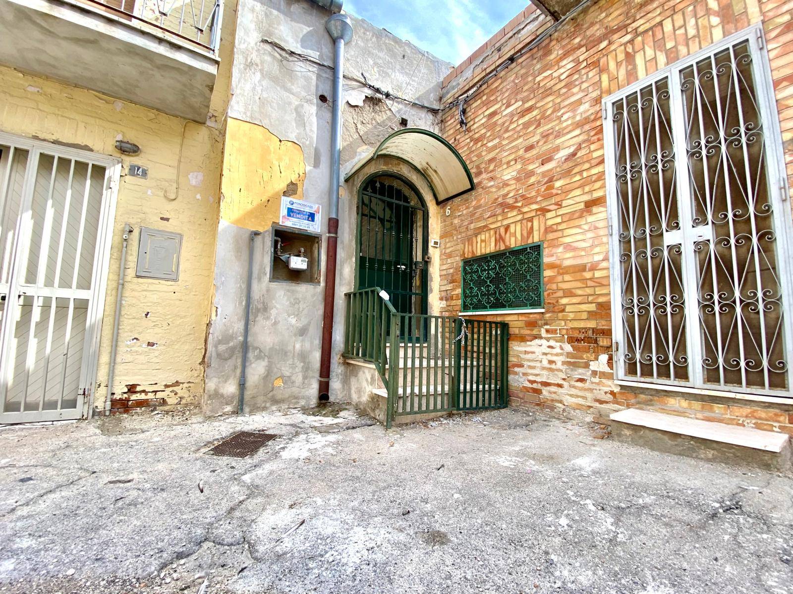 Casa indipendente da ristrutturare a Lucera