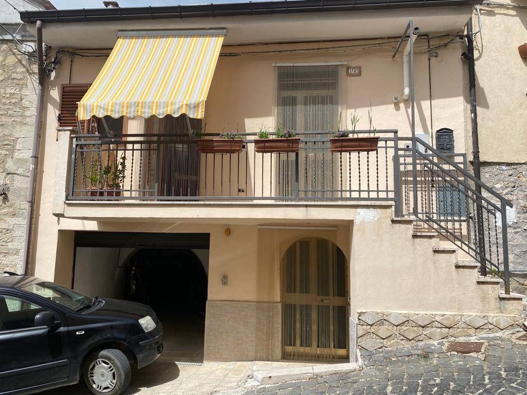 Indipendente in vendita a Roseto Valfortore