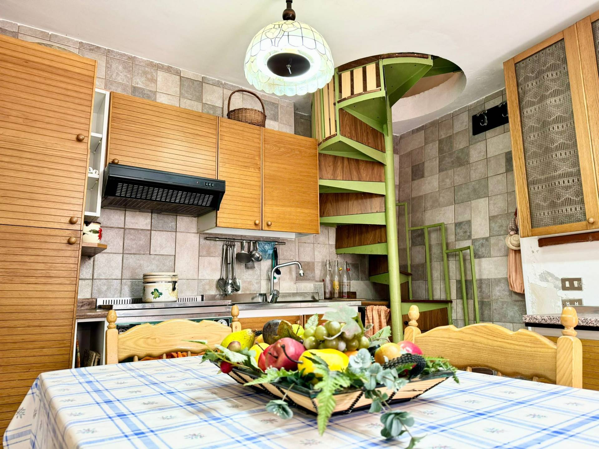 Casa indipendente in vendita a Motta Montecorvino