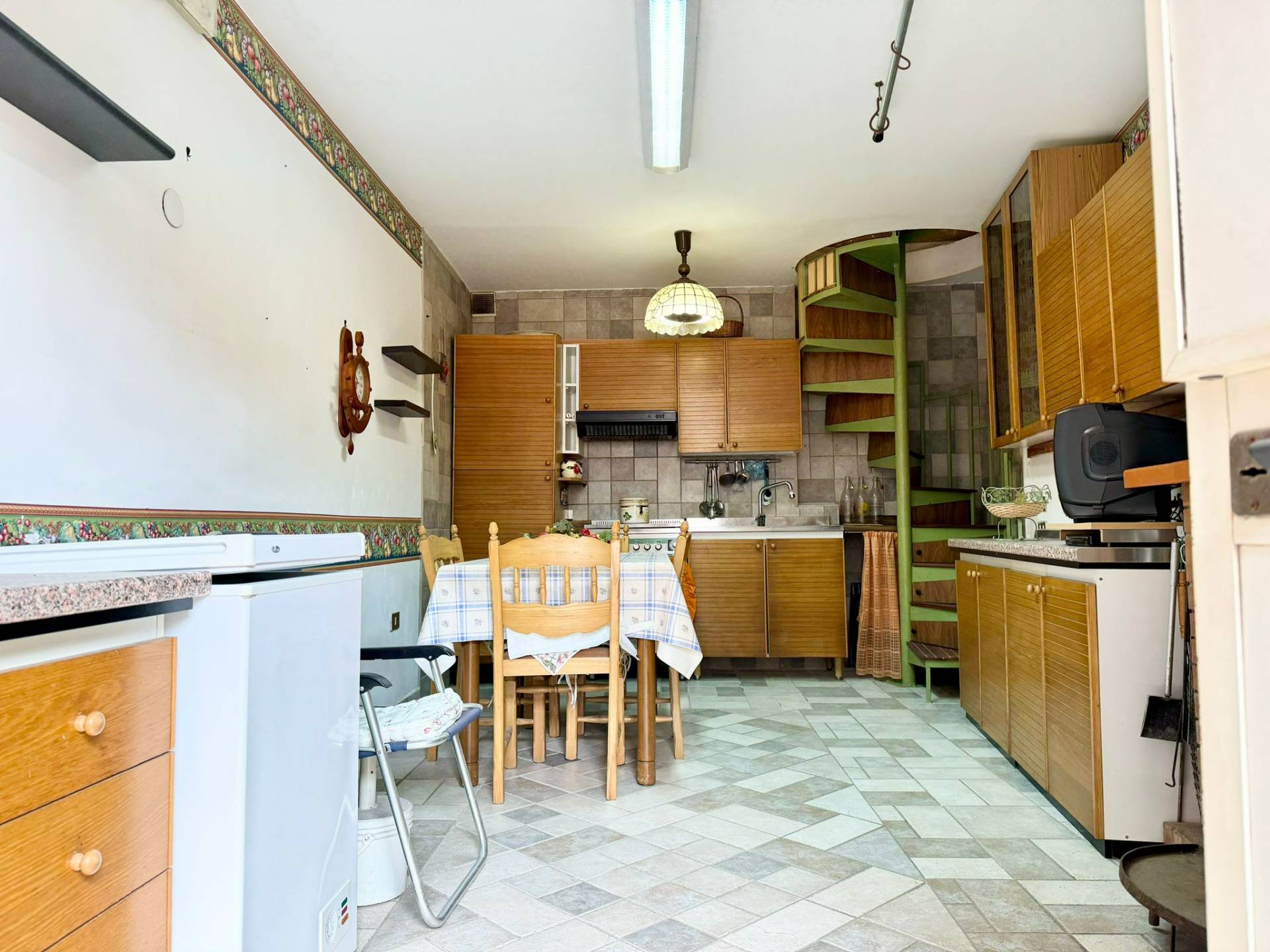 Casa indipendente in vendita a Motta Montecorvino