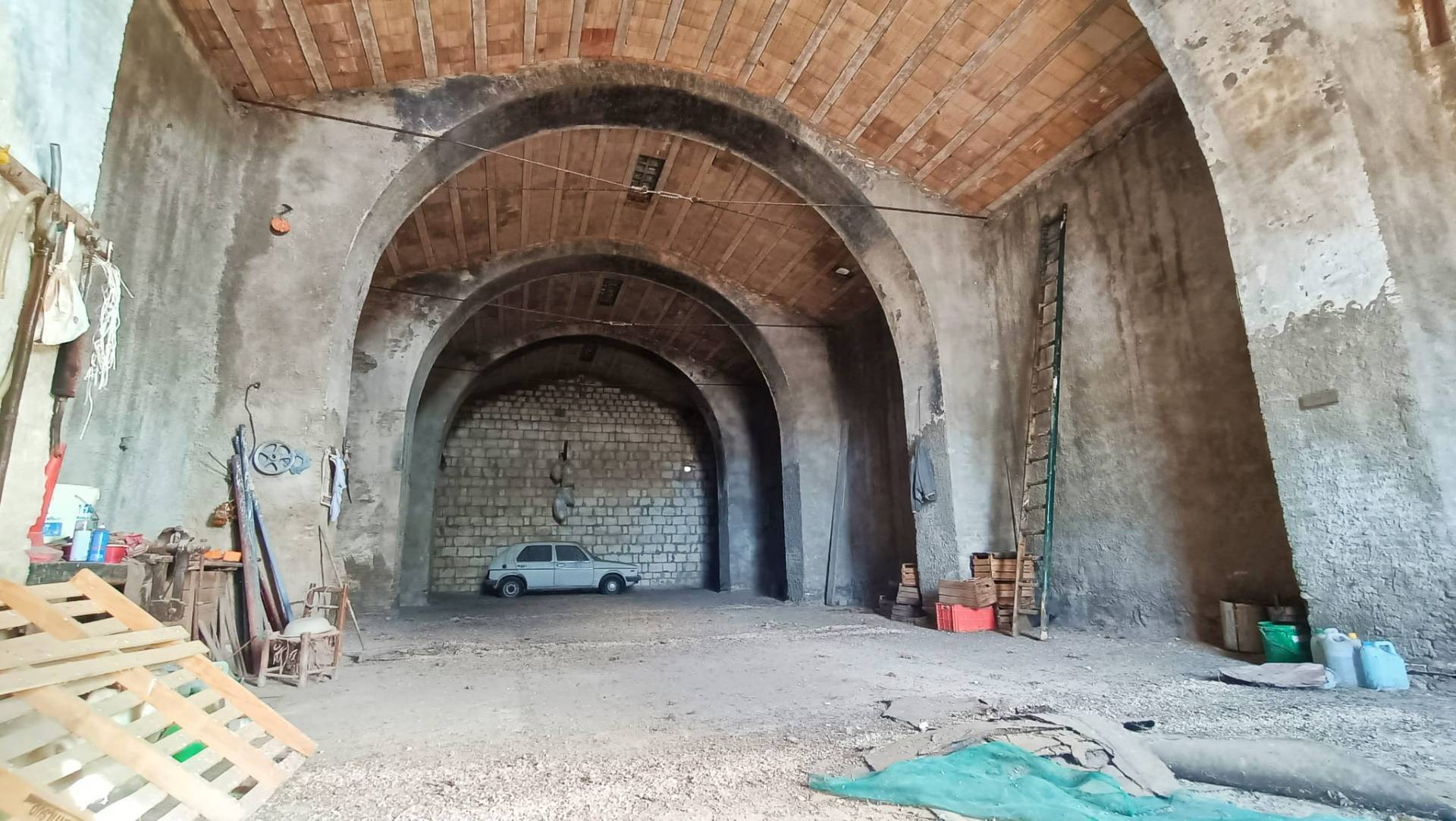 Capannone in vendita a Lucera