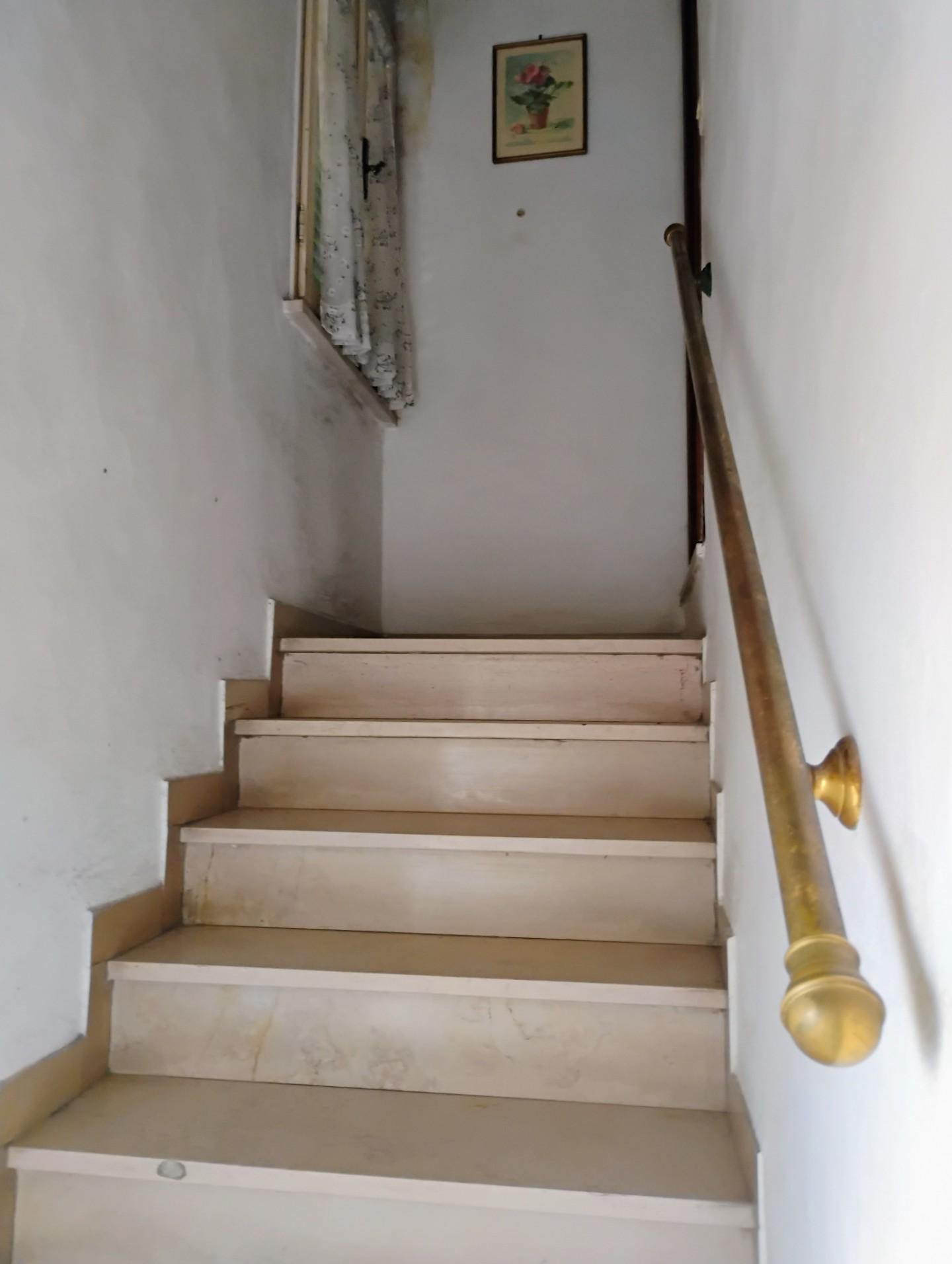 Casa indipendente da ristrutturare a Fauglia