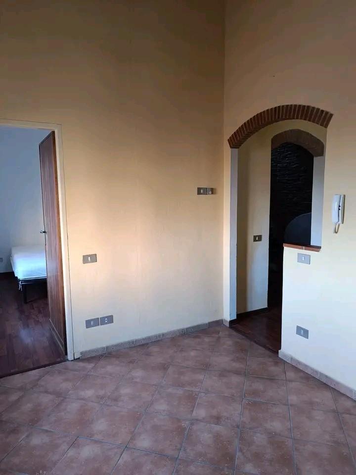 Casa indipendente in affitto a Cascina