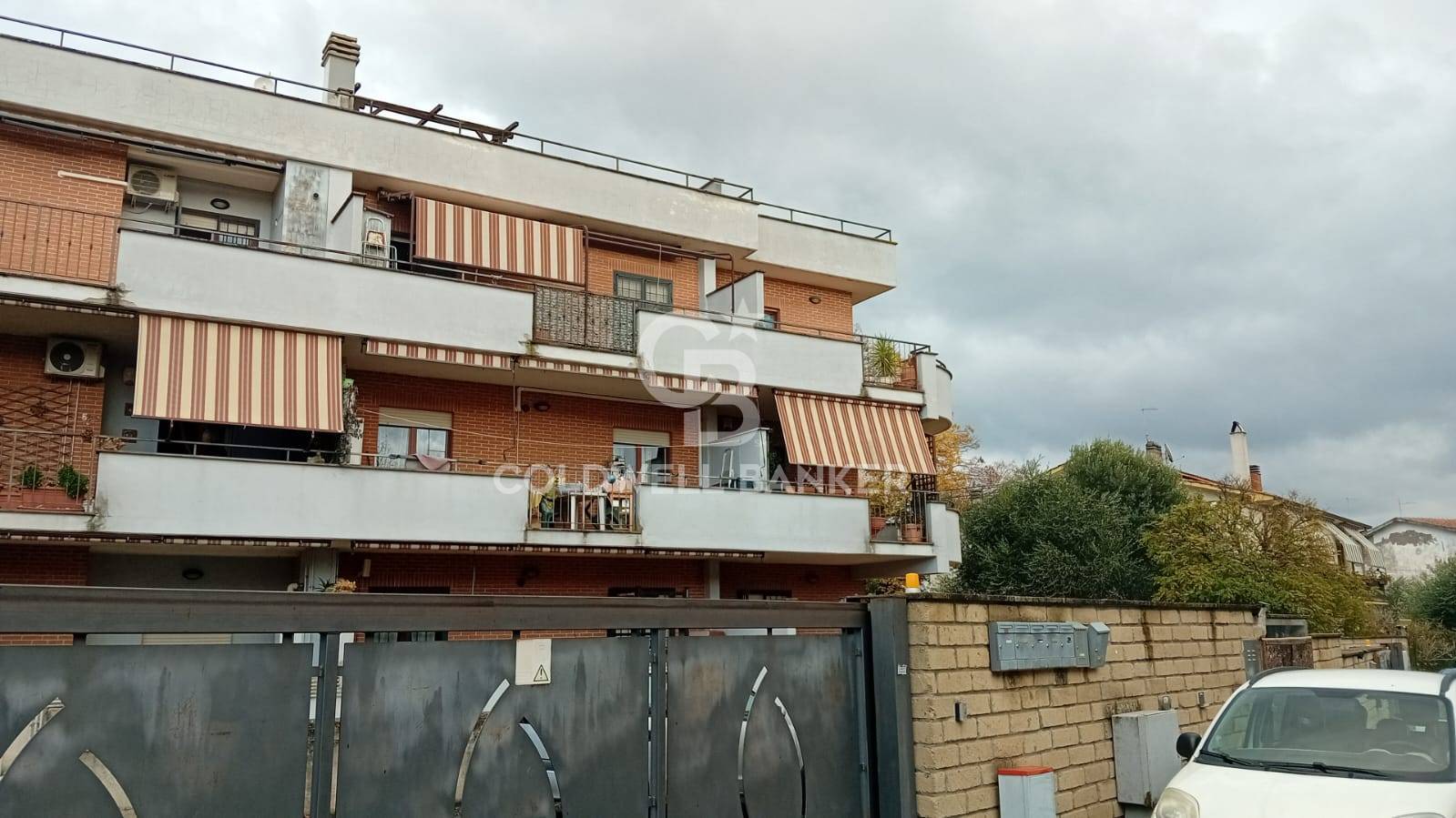 Appartamento in vendita a Sutri, centro