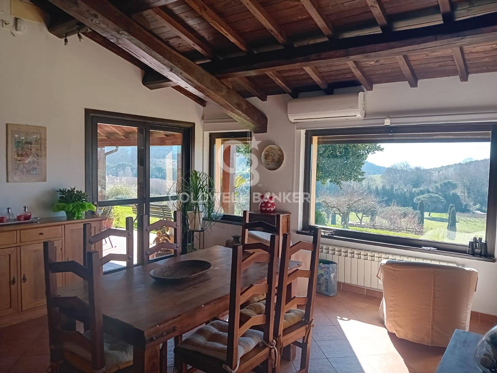 Villa in vendita a Sutri