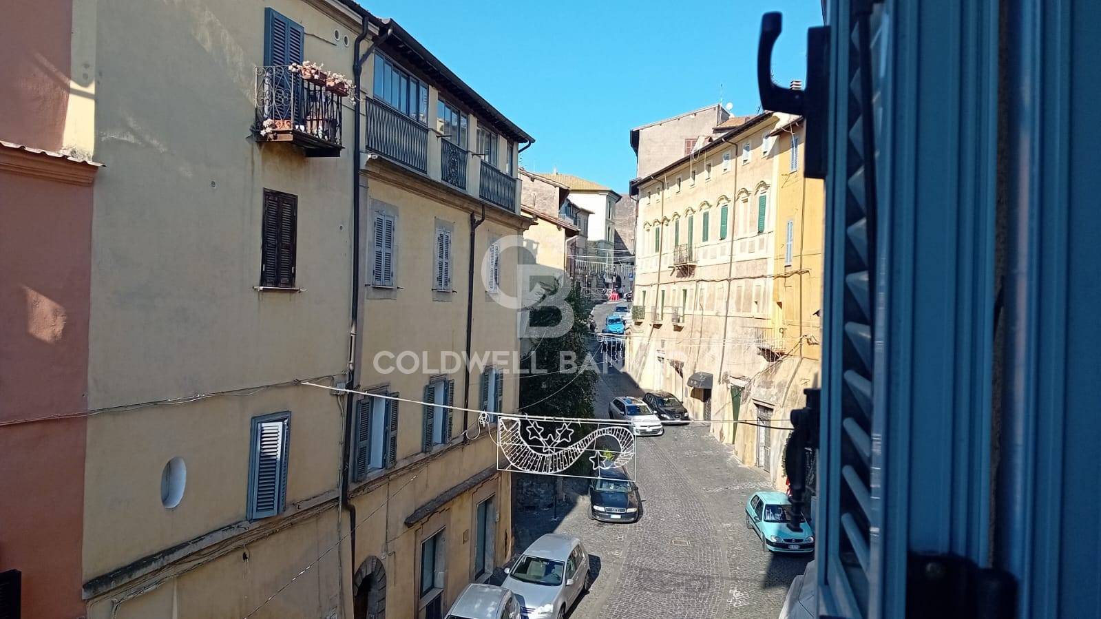 Appartamento in vendita a Ronciglione, centro