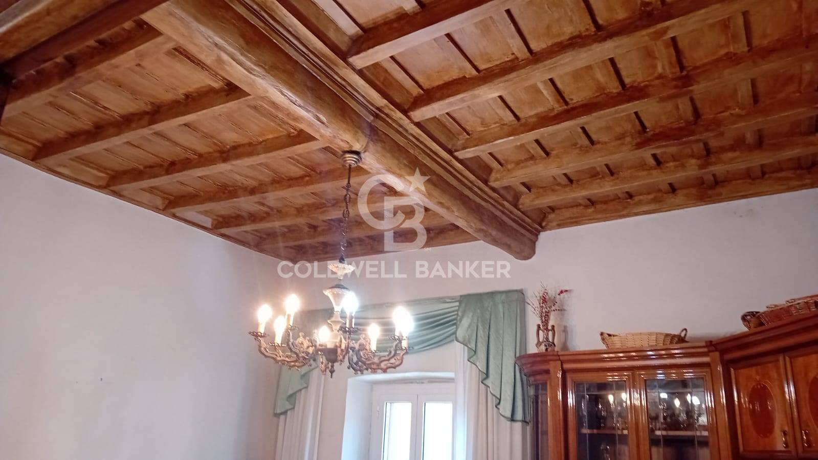 Appartamento in vendita a Ronciglione, centro