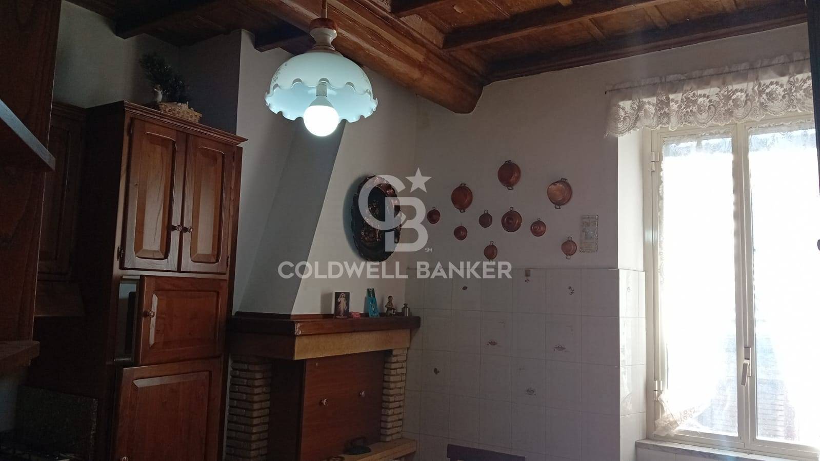 Appartamento in vendita a Ronciglione, centro