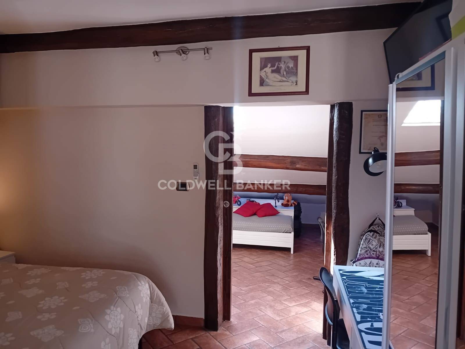 Appartamento indipendente in vendita a Sutri, centro storico