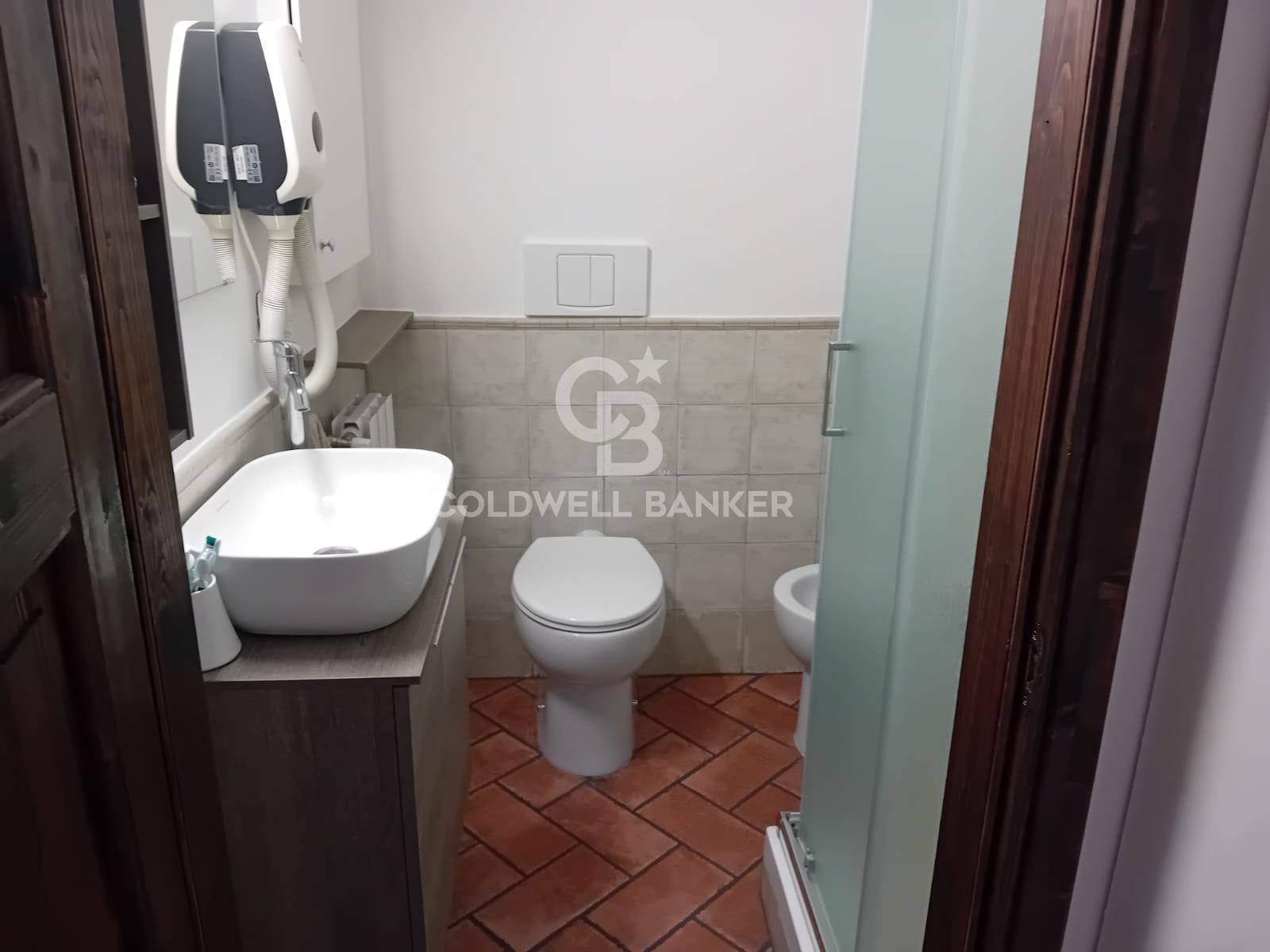 Appartamento indipendente in vendita a Sutri, centro storico