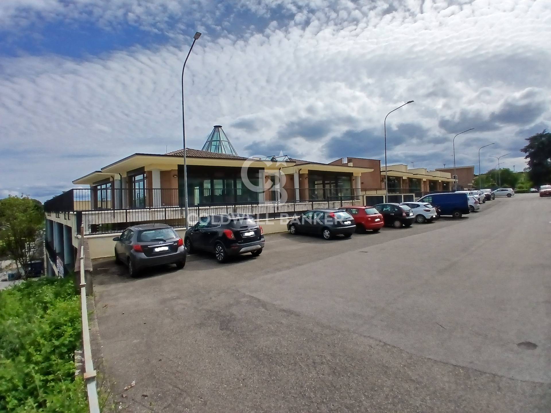 Locale commerciale in affitto a Vignanello