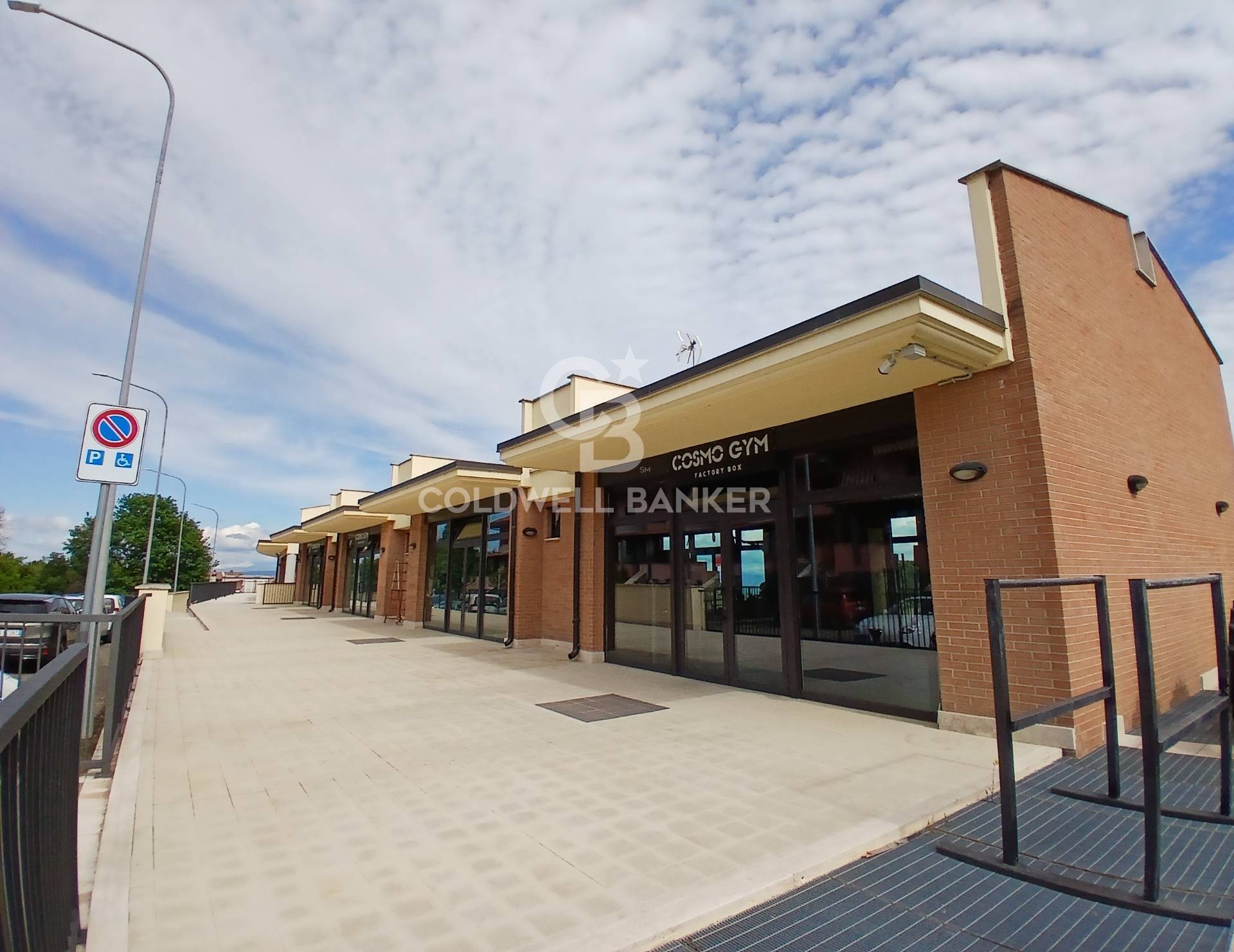 Locale commerciale in affitto a Vignanello