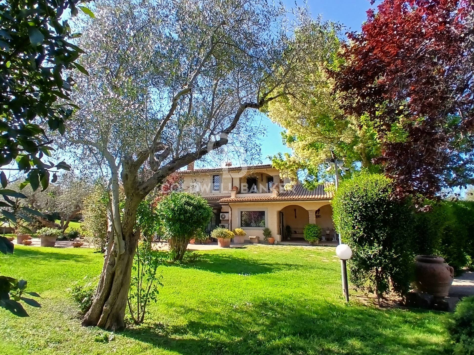 Villa in vendita a Viterbo, Periferia