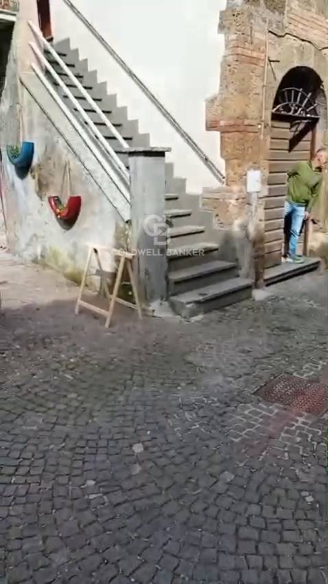 Appartamento in vendita a Sutri, centro storico