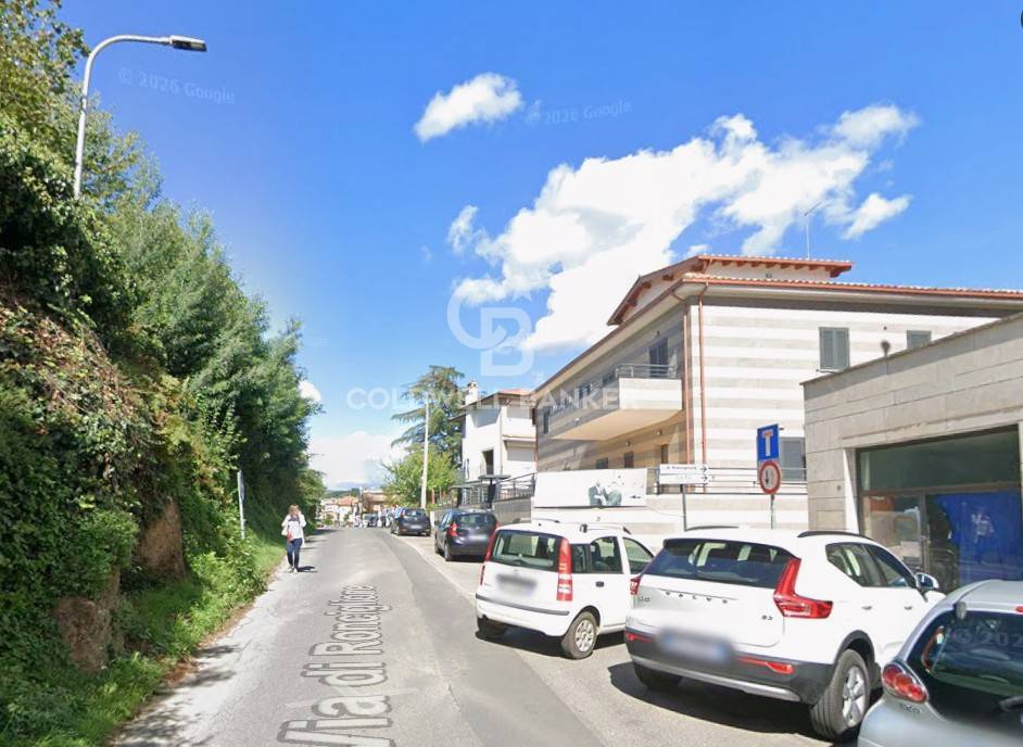 Appartamento in vendita a Sutri, centro