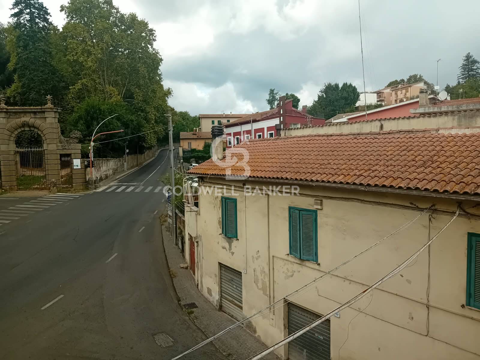 Appartamento in vendita a Ronciglione, centro