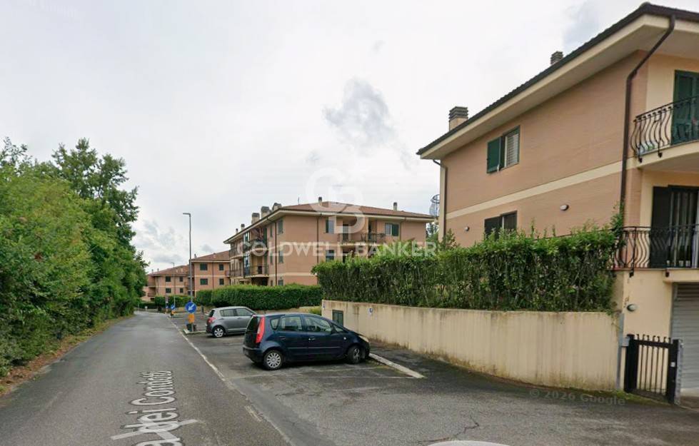 Appartamento in vendita a Sutri, centro