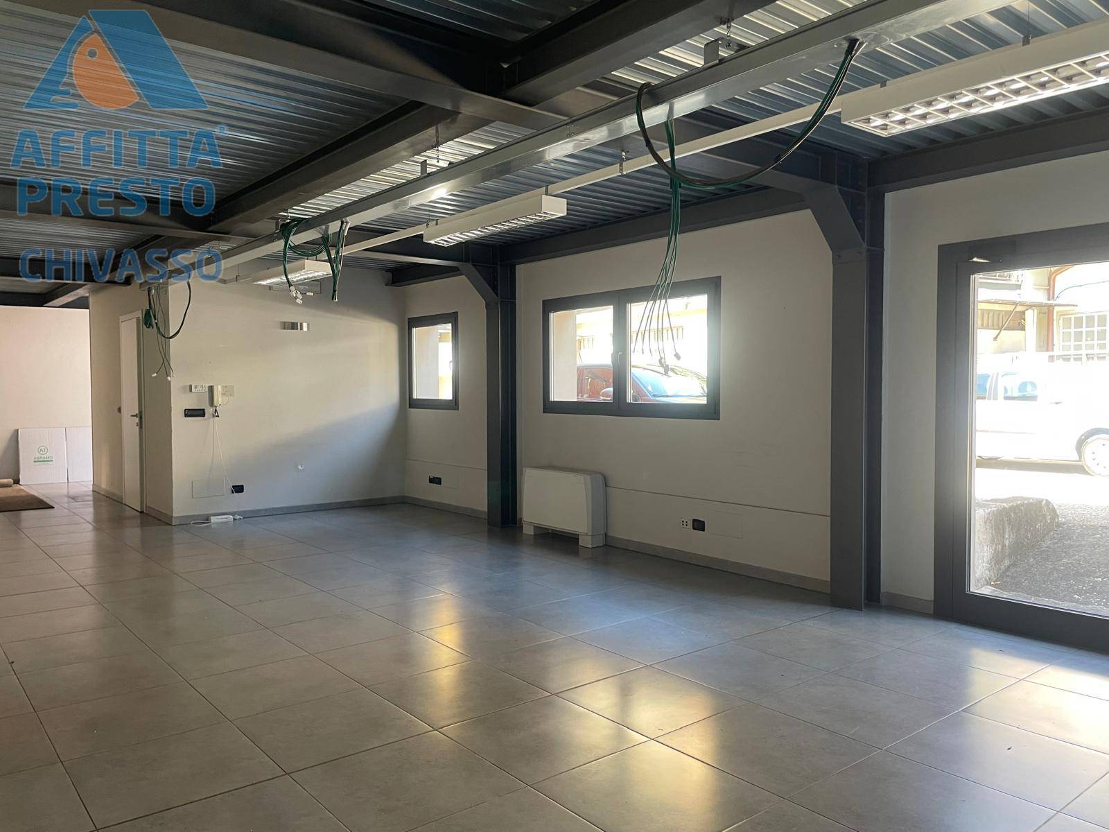 Magazzino in affitto a Chivasso