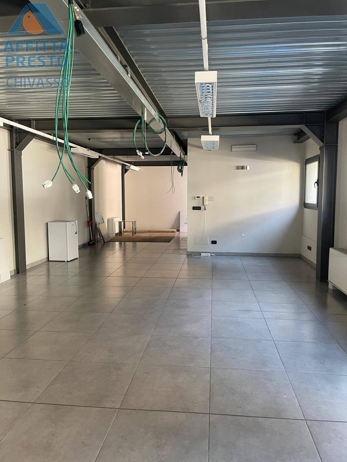 Magazzino in affitto a Chivasso