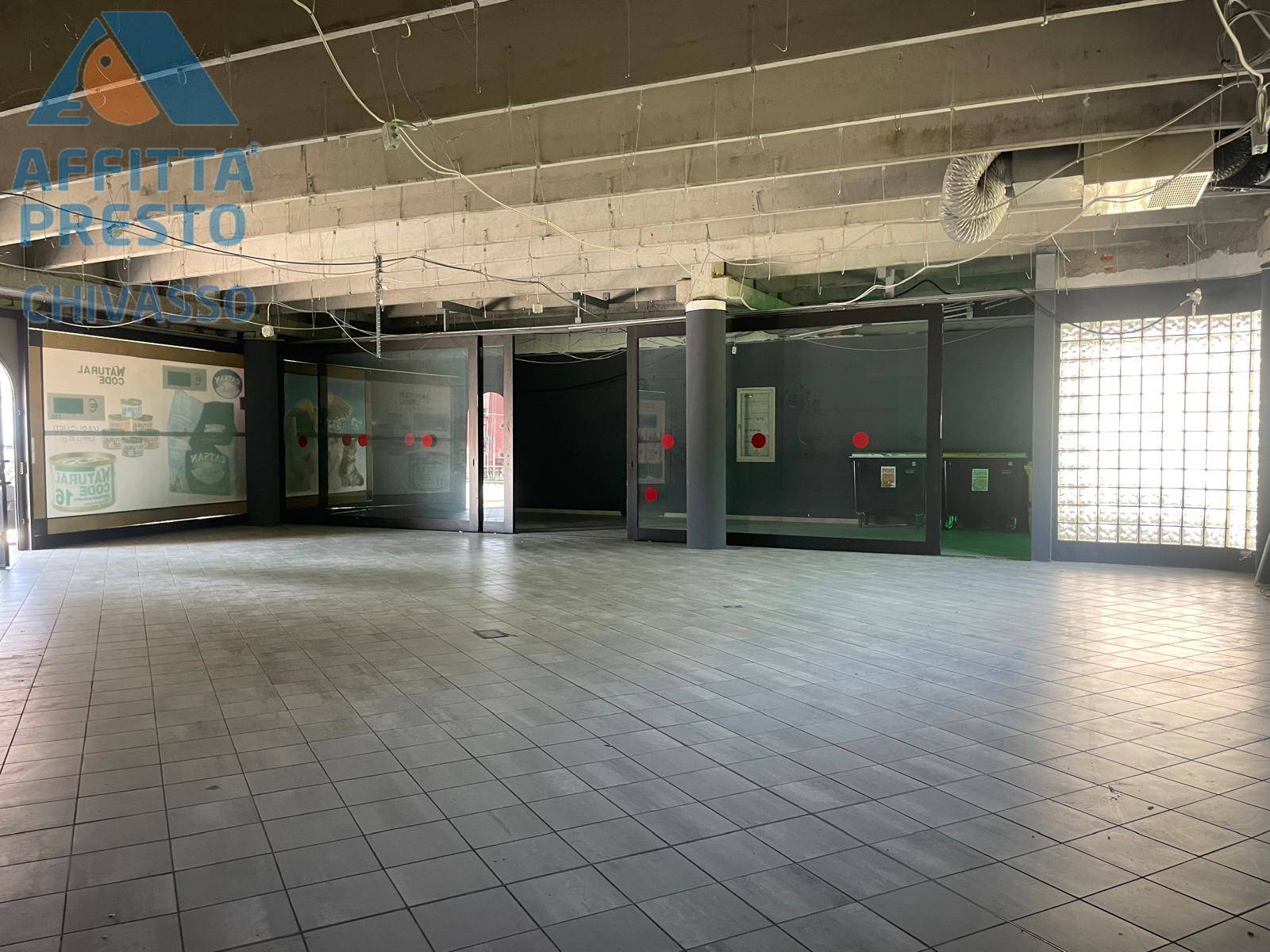 Negozio in affitto a Chivasso