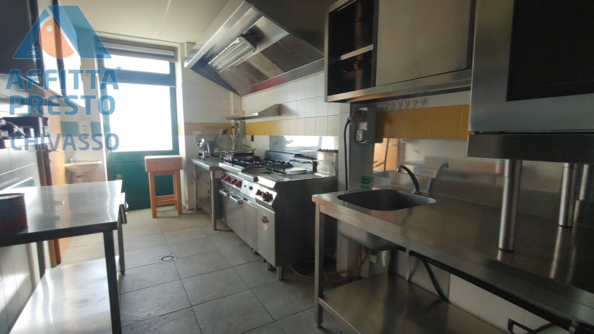 Negozio in affitto a Chivasso