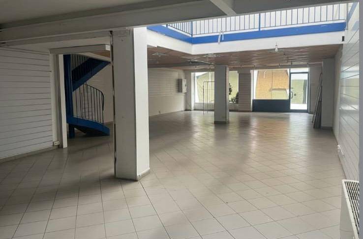 Negozio in affitto a Chivasso