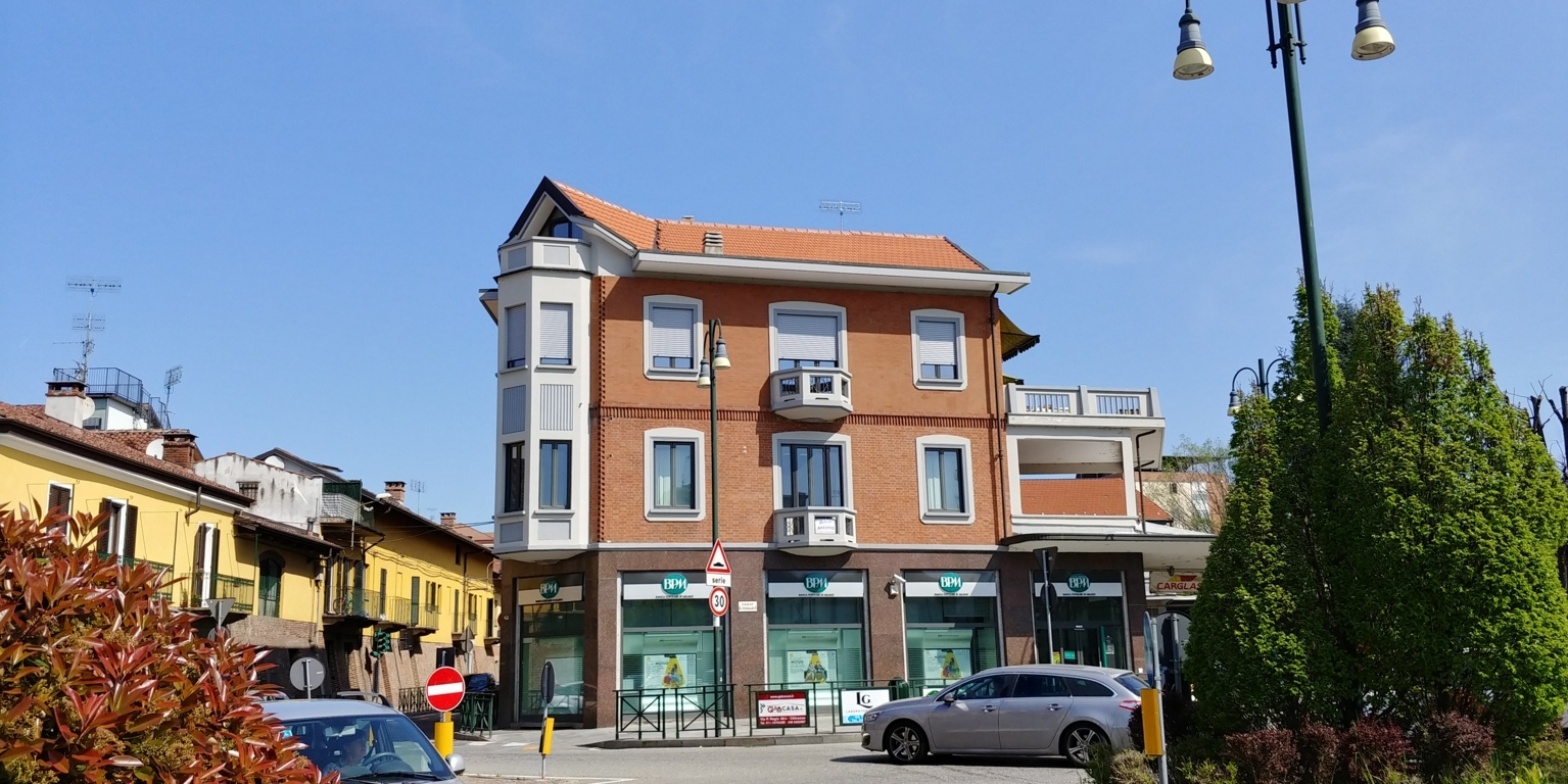 Ufficio in affitto a Chivasso