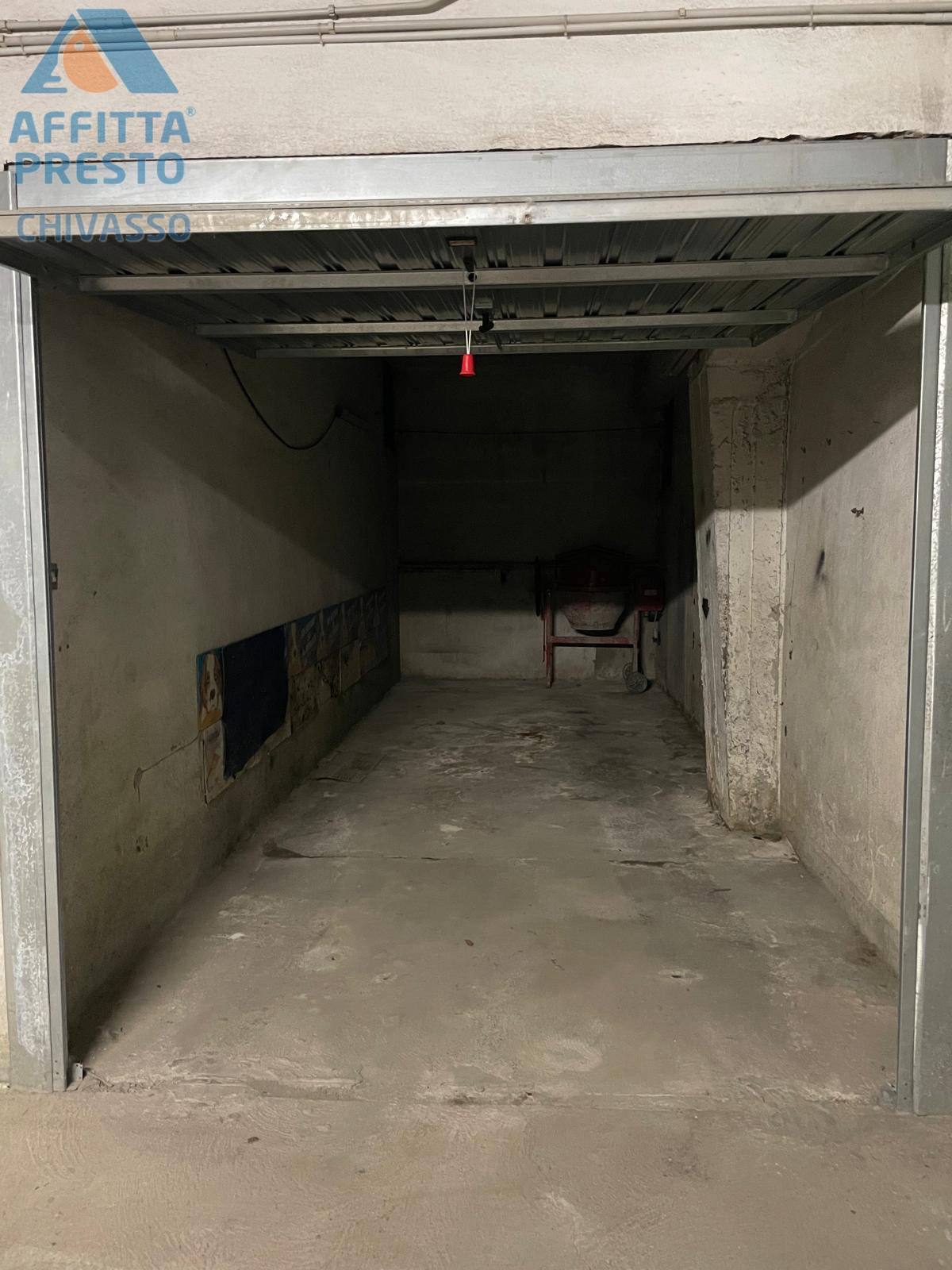 Box o garage in affitto a Chivasso