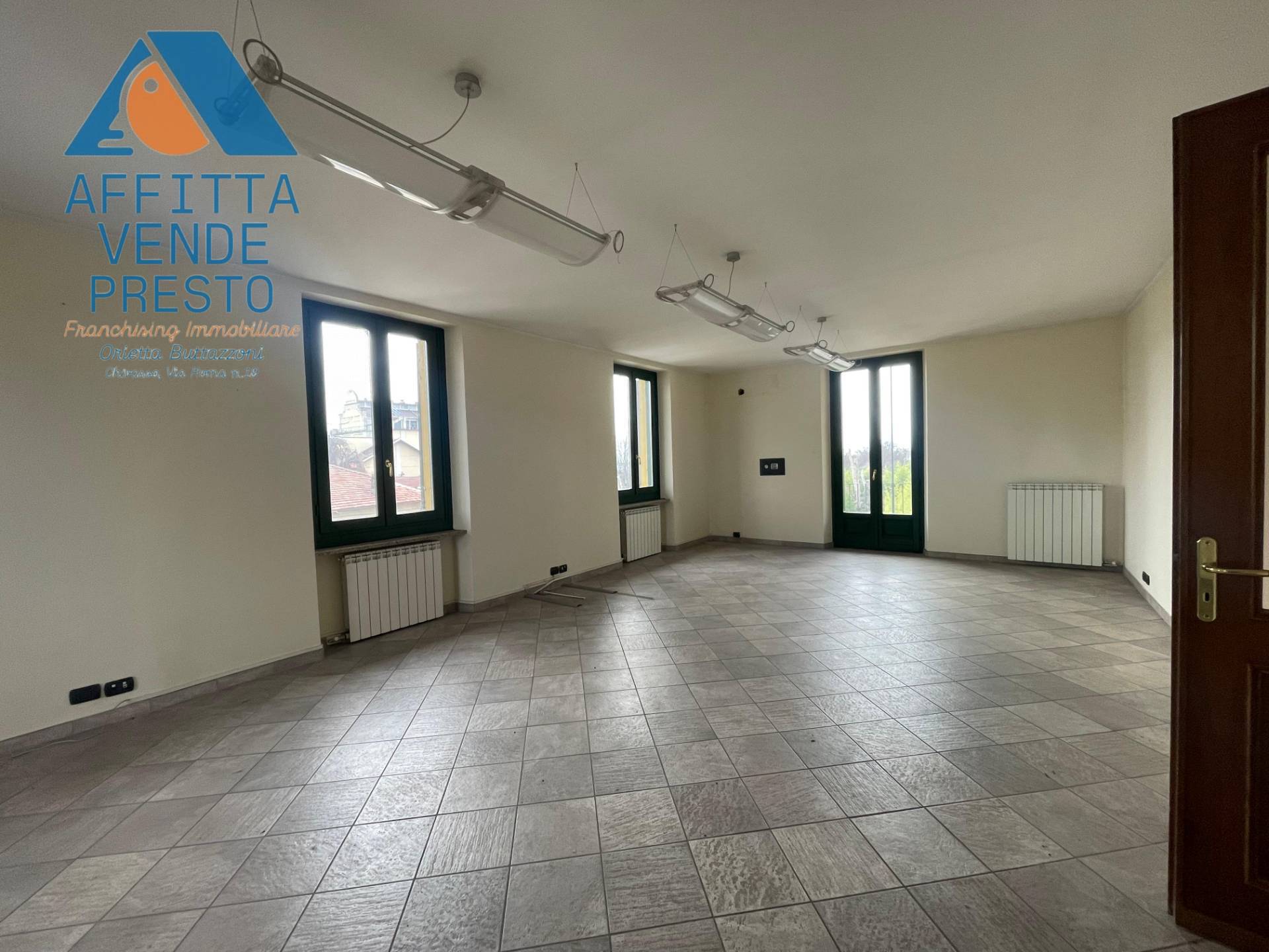 Ufficio in vendita a Caluso