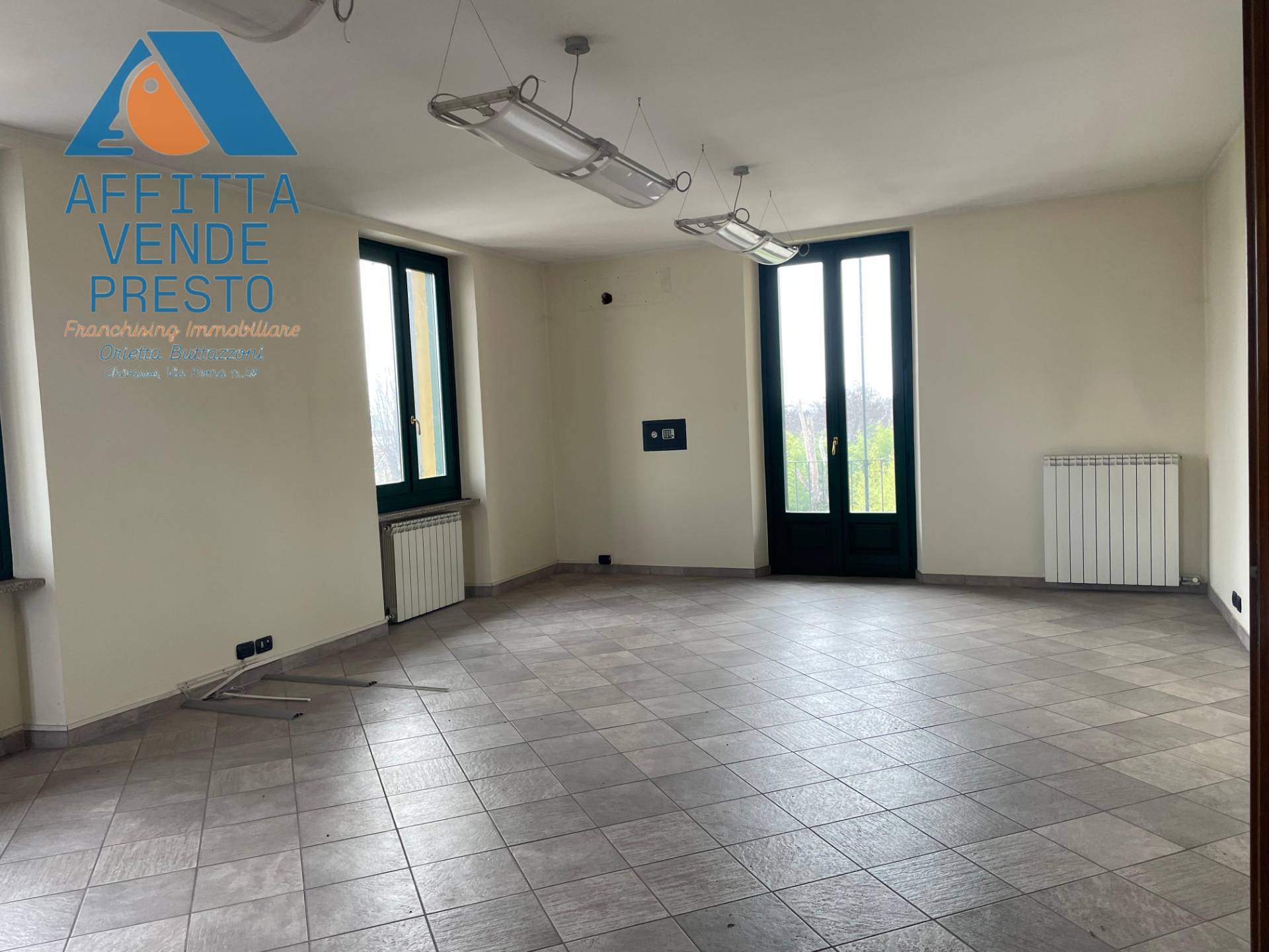 Ufficio in vendita a Caluso