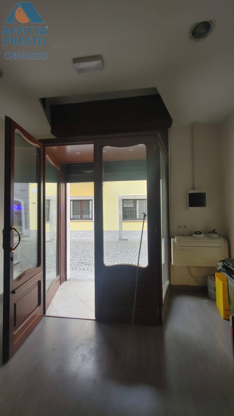 Negozio in affitto a Chivasso