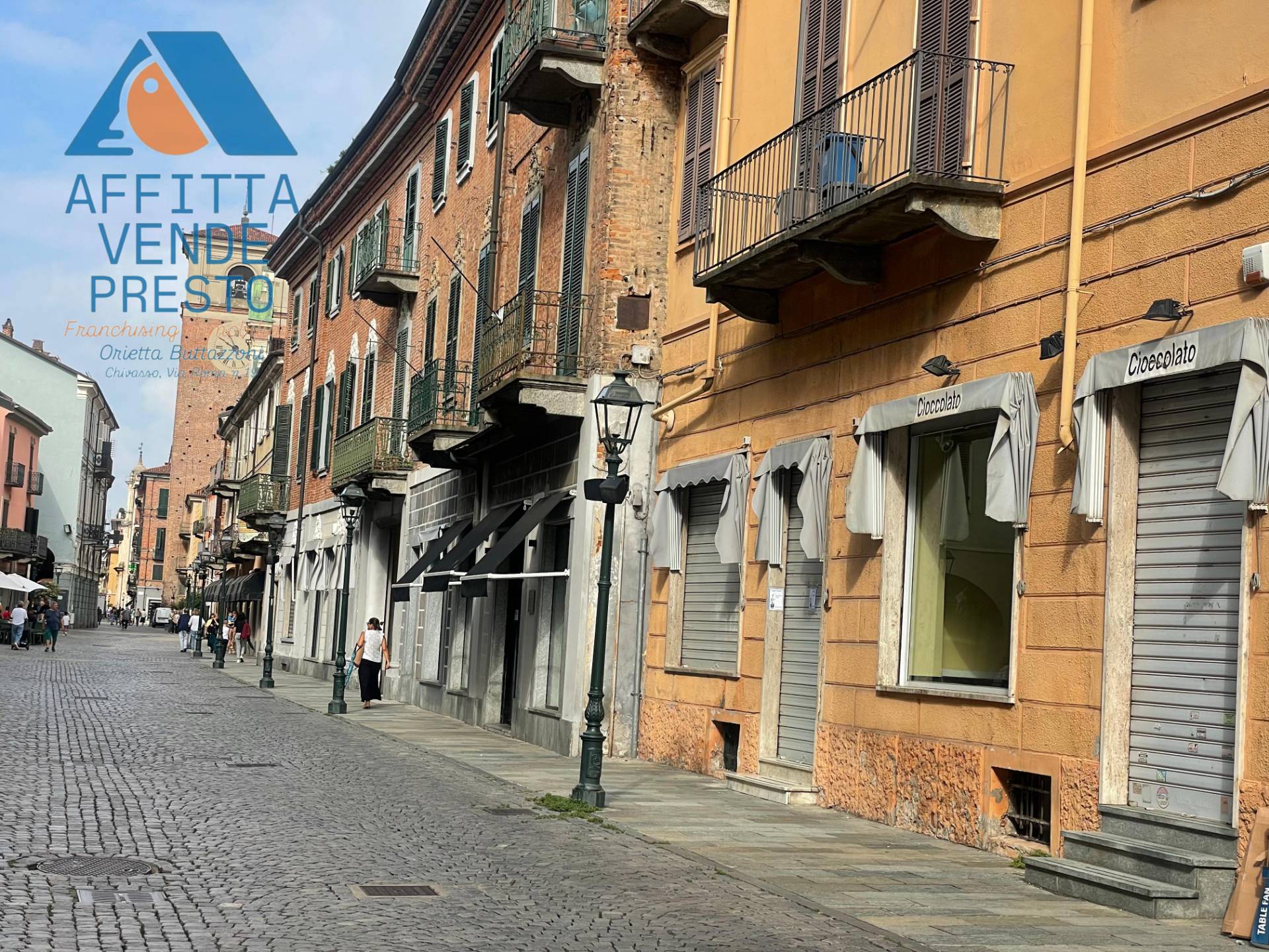 Negozio in affitto a Chivasso