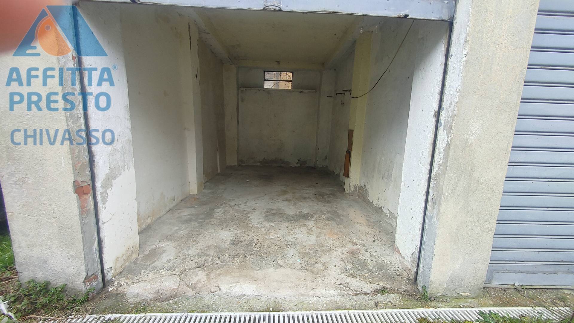 Garage/Box/Cantina/Posto Auto in affitto a Chivasso
